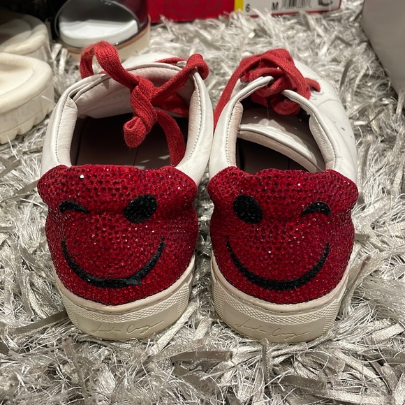 White sneakers with bedazzled red smiley face on back - Picture 1 of 3
